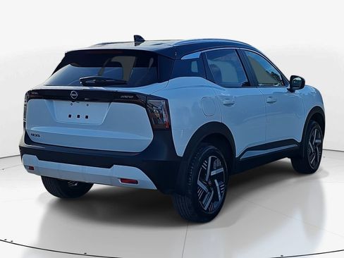 New 2026 Nissan Kicks SV w/ SV Premium Package FWD image 6