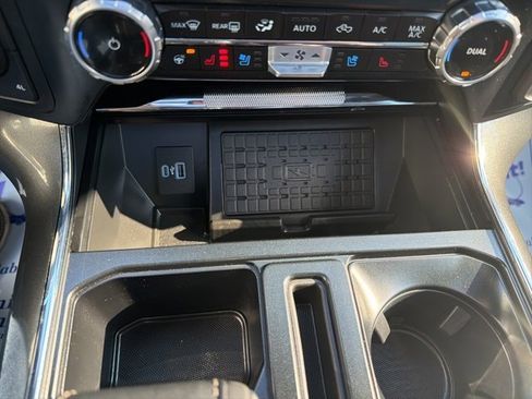 Used 2023 Ford F150 Lariat w/ Equipment Group 502A High image 28