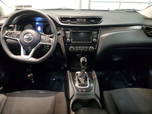Used 2020 Nissan Rogue Sport S image 13