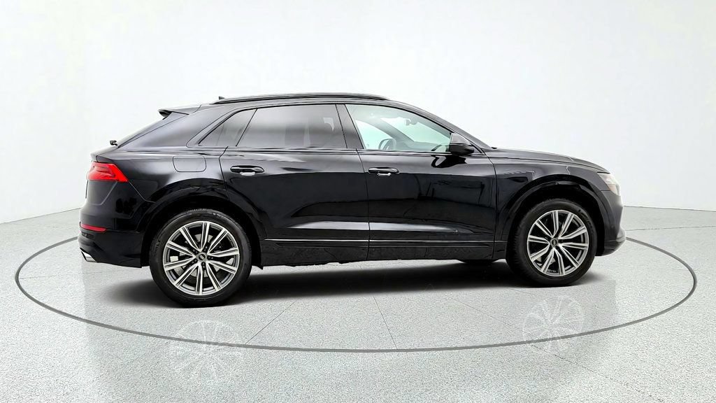 Used 2023 Audi SQ8 Prestige AWD/4WD image 4