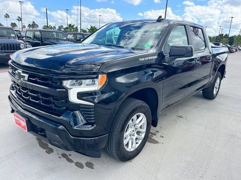 Used 2026 Chevrolet Silverado 1500 RST AWD/4WD image 3