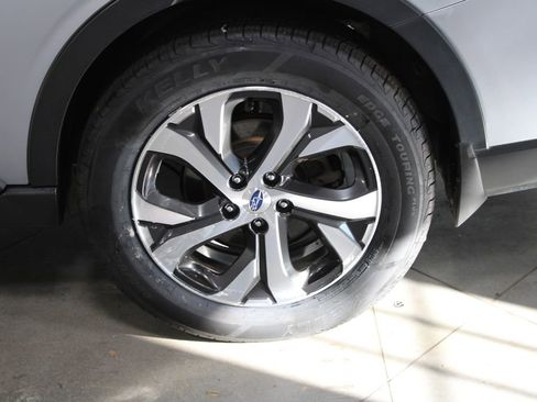 Used 2022 Subaru Outback Limited image 16
