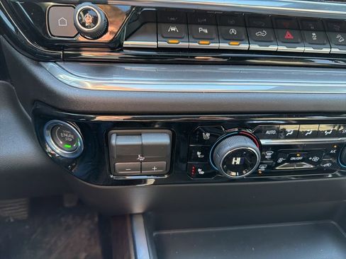 Used 2026 Chevrolet Silverado 1500 High Country w/ Technology Package image 24