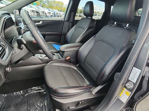 Used 2023 Ford Escape ST-Line image 10