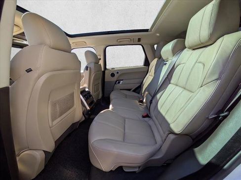 Used 2017 Land Rover Range Rover Sport SE image 20