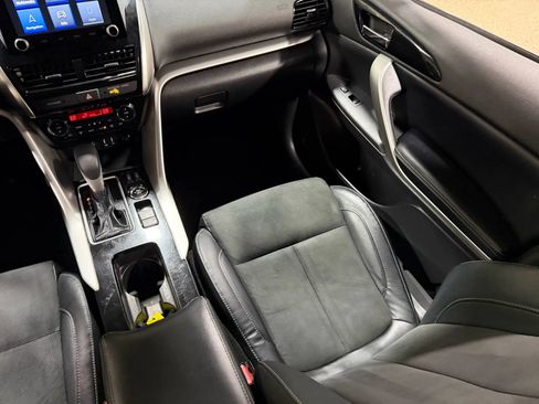 Used 2023 Mitsubishi Eclipse Cross SE image 51