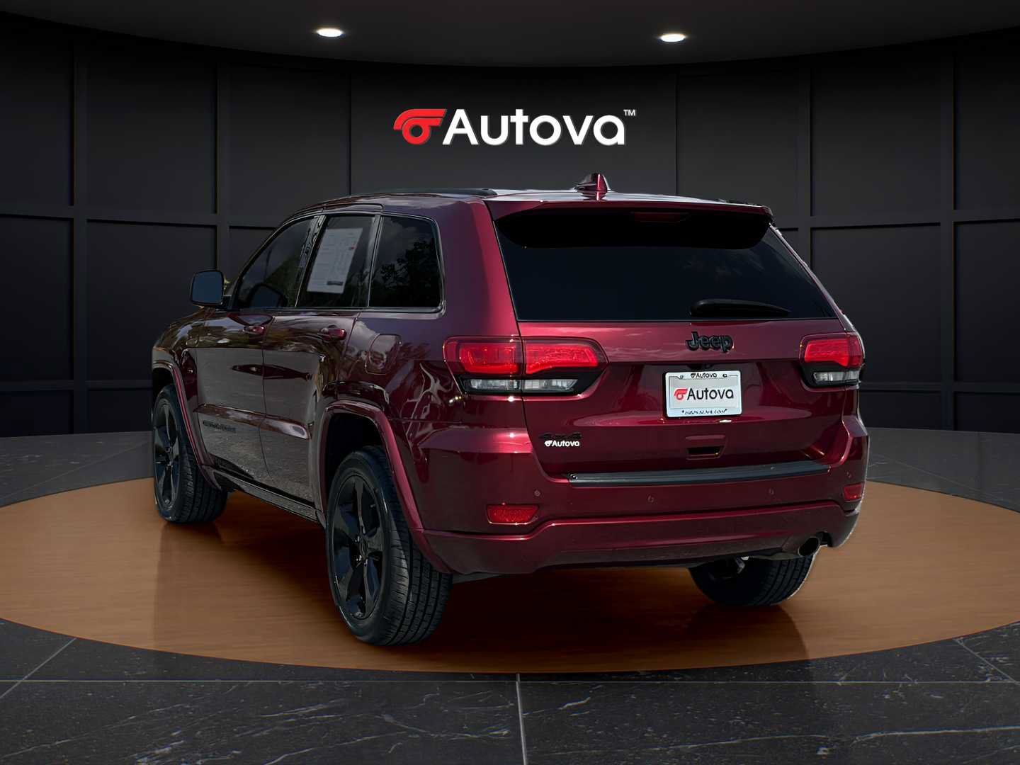 Used 2019 Jeep Grand Cherokee Altitude AWD/4WD image 3