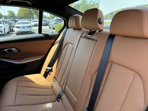 New 2026 BMW 330i xDrive Sedan w/ M Sport Package AWD/4WD image 34