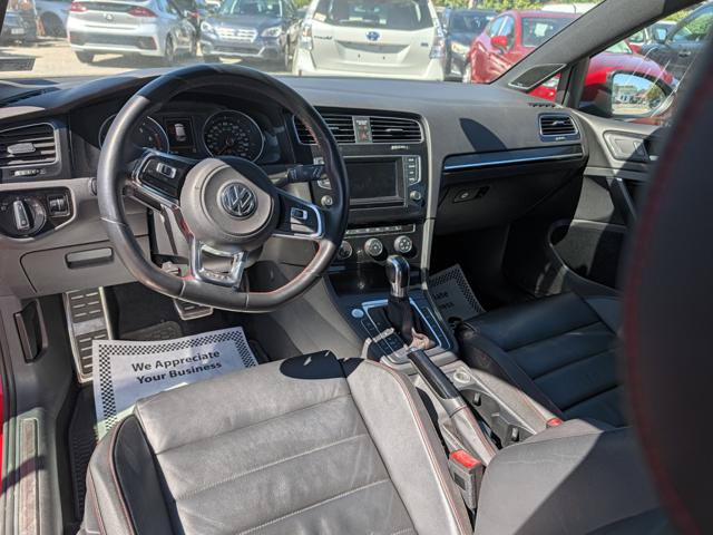 Used 2015 Volkswagen GTI SE FWD image 30
