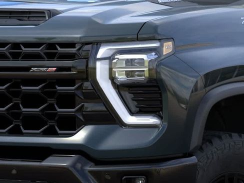 New 2026 Chevrolet Silverado 2500 ZR2 AWD/4WD image 10
