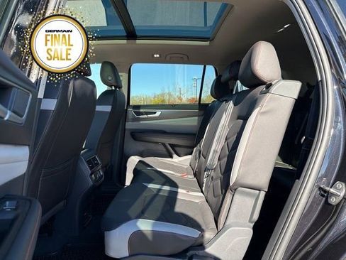 New 2026 Volkswagen Atlas Peak Edition image 13