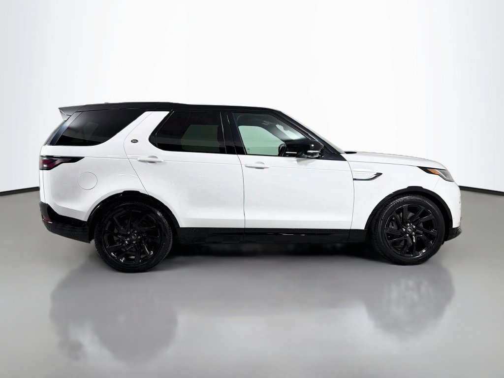 Certified 2023 Land Rover Discovery S R-Dynamic AWD/4WD image 4