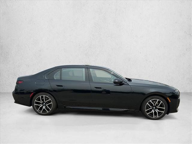 Used 2026 BMW 740i xDrive w/ Premium Package AWD/4WD image 4