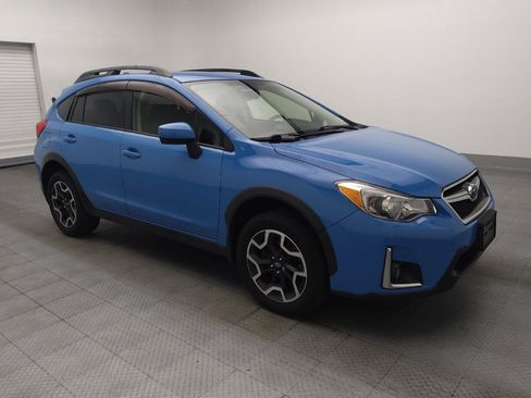 Used 2016 Subaru Crosstrek 2.0i Premium image 11