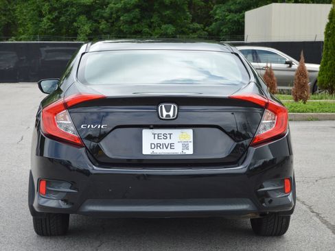 Used 2016 Honda Civic EX image 5