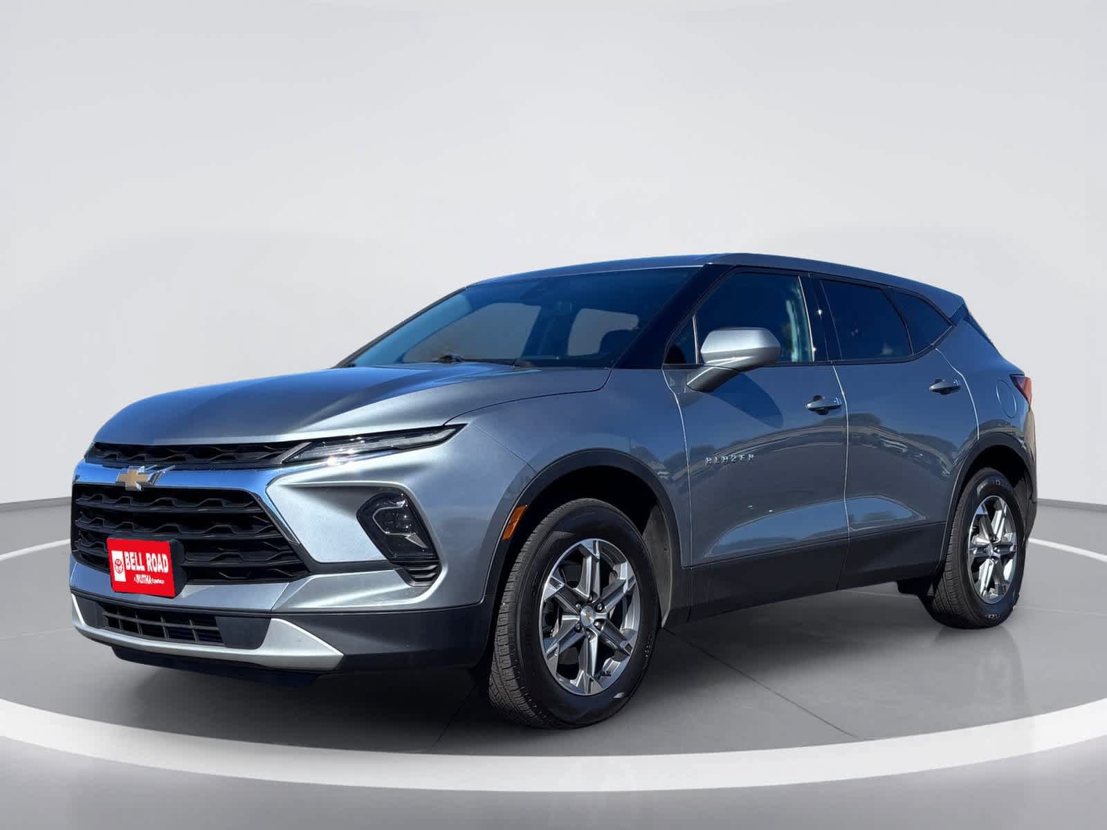 Used 2023 Chevrolet Blazer LT w/ LPO, Cargo Package AWD/4WD image 2
