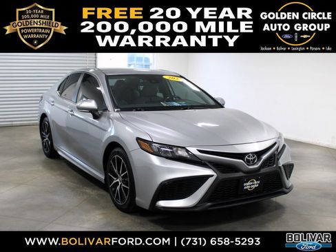 Used 2023 Toyota Camry SE image 1