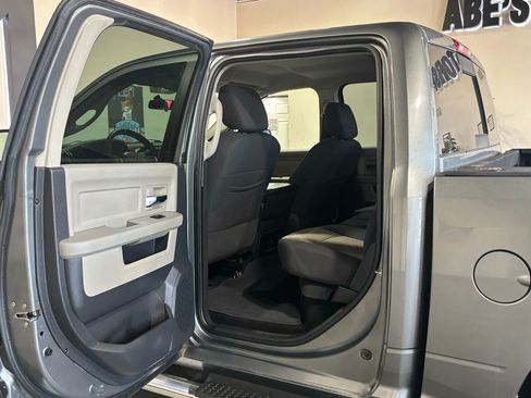 Used 2009 Dodge Ram 1500 Truck SLT image 12