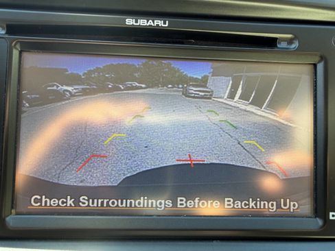 Used 2014 Subaru Crosstrek 2.0i Premium AWD/4WD image 17