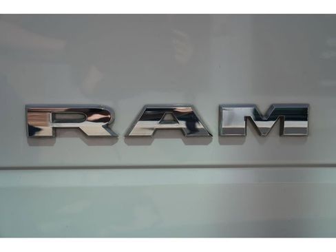 Used 2024 RAM 2500 Laramie image 10