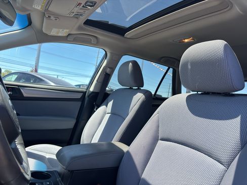 Used 2019 Subaru Outback 2.5i Premium AWD/4WD image 6