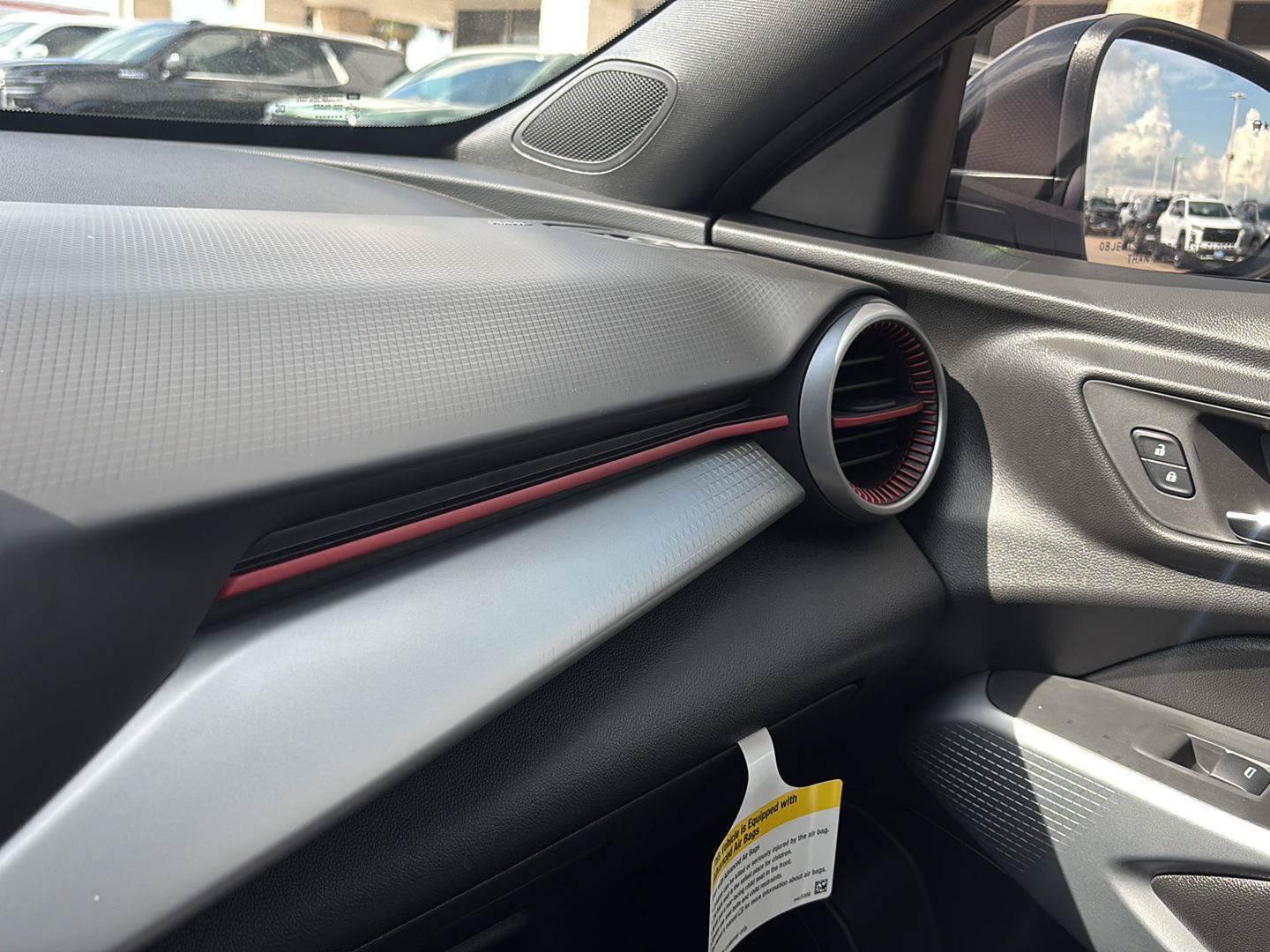 New 2026 Chevrolet Trax RS w/ Sunroof Package FWD image 30