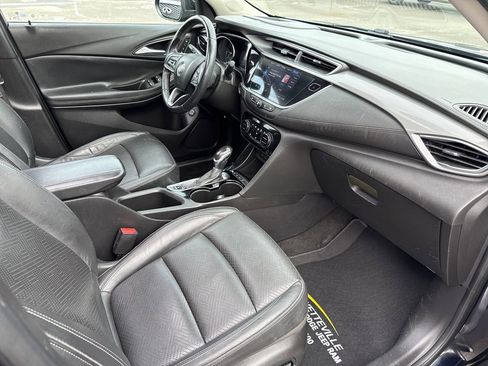 Used 2021 Buick Encore GX Essence w/ Advanced Technology Package image 37