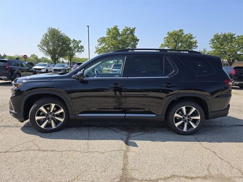 New 2025 Honda Pilot Elite image 17