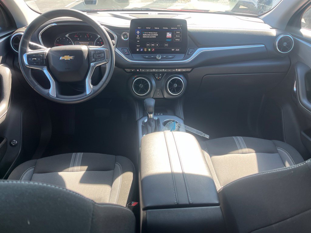 Used 2024 Chevrolet Blazer LT w/ Convenience Package FWD image 26