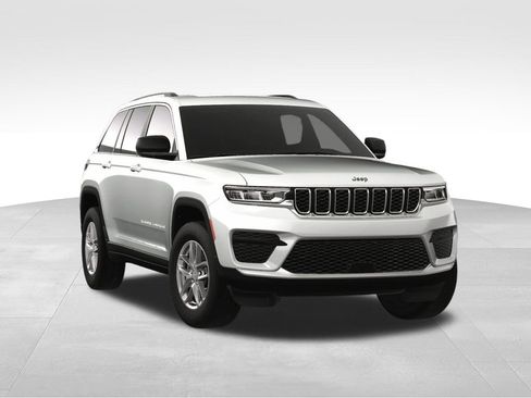 New 2025 Jeep Grand Cherokee Laredo X image 9