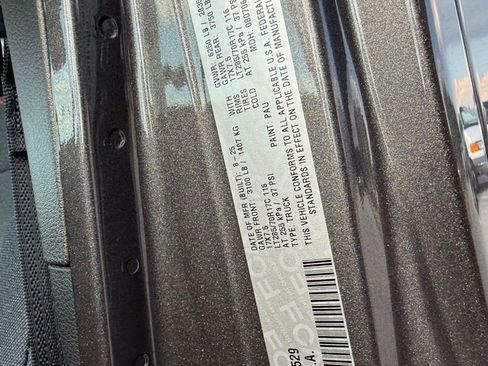 New 2025 Jeep Gladiator Rubicon image 30