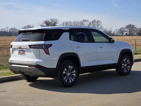 New 2026 Chevrolet Equinox LT w/ Convenience Package II image 3