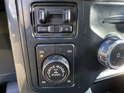 Used 2022 Ford F150 Lariat image 16