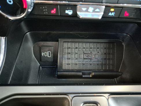 Used 2025 Ford F150 XLT w/ Equipment Group 302A MID image 30