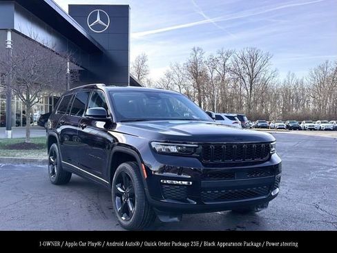 Used 2023 Jeep Grand Cherokee L Limited w/ Black Appearance Package image 1