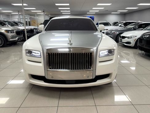 Used 2011 Rolls-Royce Ghost Sedan image 4