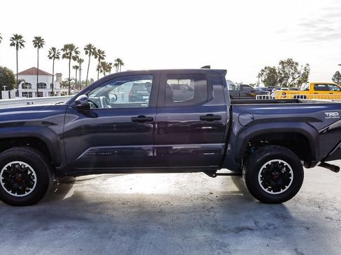 Used 2024 Toyota Tacoma TRD Off-Road AWD/4WD image 14