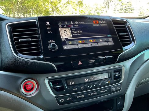 Used 2020 Honda Pilot EX-L image 31
