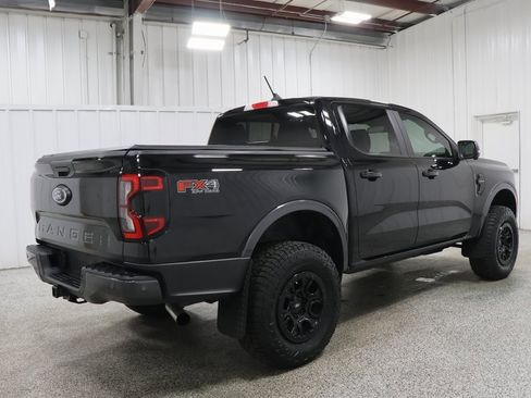 Used 2024 Ford Ranger Lariat w/ FX4 Off-Road Package image 6