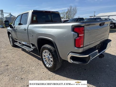 Used 2025 Chevrolet Silverado 2500 LTZ w/ LTZ Premium Package image 4