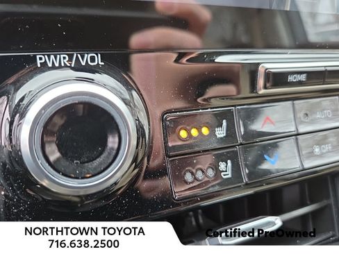 Used 2022 Toyota Highlander Platinum image 20