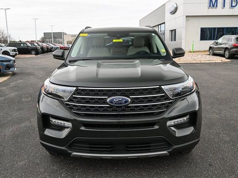 Certified 2023 Ford Explorer XLT w/ Equipment Group 202A image 10