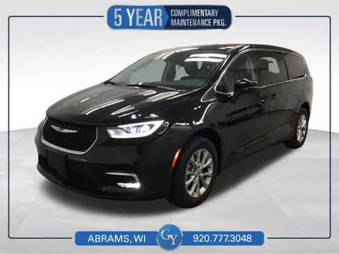 Used 2024 Chrysler Pacifica Touring-L AWD/4WD image 1