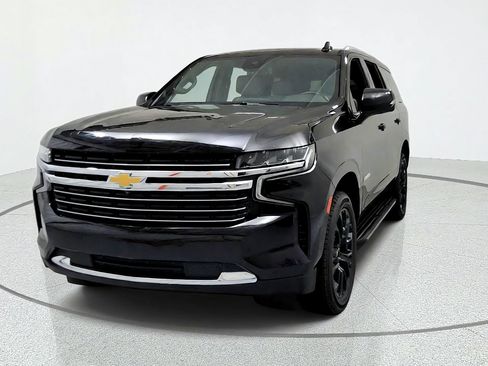Used 2023 Chevrolet Tahoe LT w/ Luxury Package AWD/4WD image 8