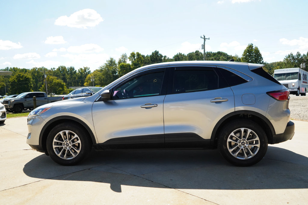 Used 2022 Ford Escape SE FWD image 23