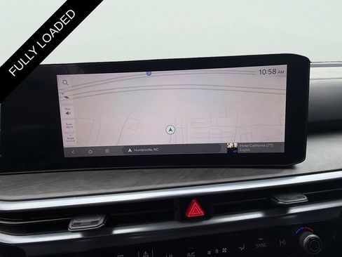 Used 2024 Kia Sorento SX image 51