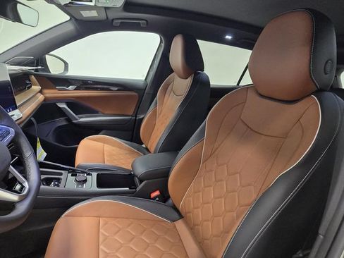 New 2026 Volkswagen Tiguan SEL R-Line AWD/4WD image 21