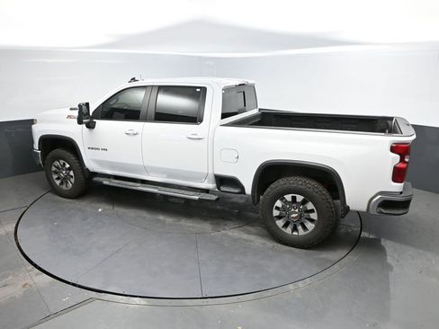 Used 2024 Chevrolet Silverado 2500 LT image 25