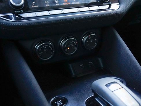 Used 2024 Nissan Z Sport w/ Floor Mat Package image 21