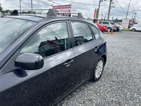 Used 2010 Subaru Impreza 2.5i Premium AWD/4WD image 36